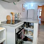 בית הארחה Downtown 3*